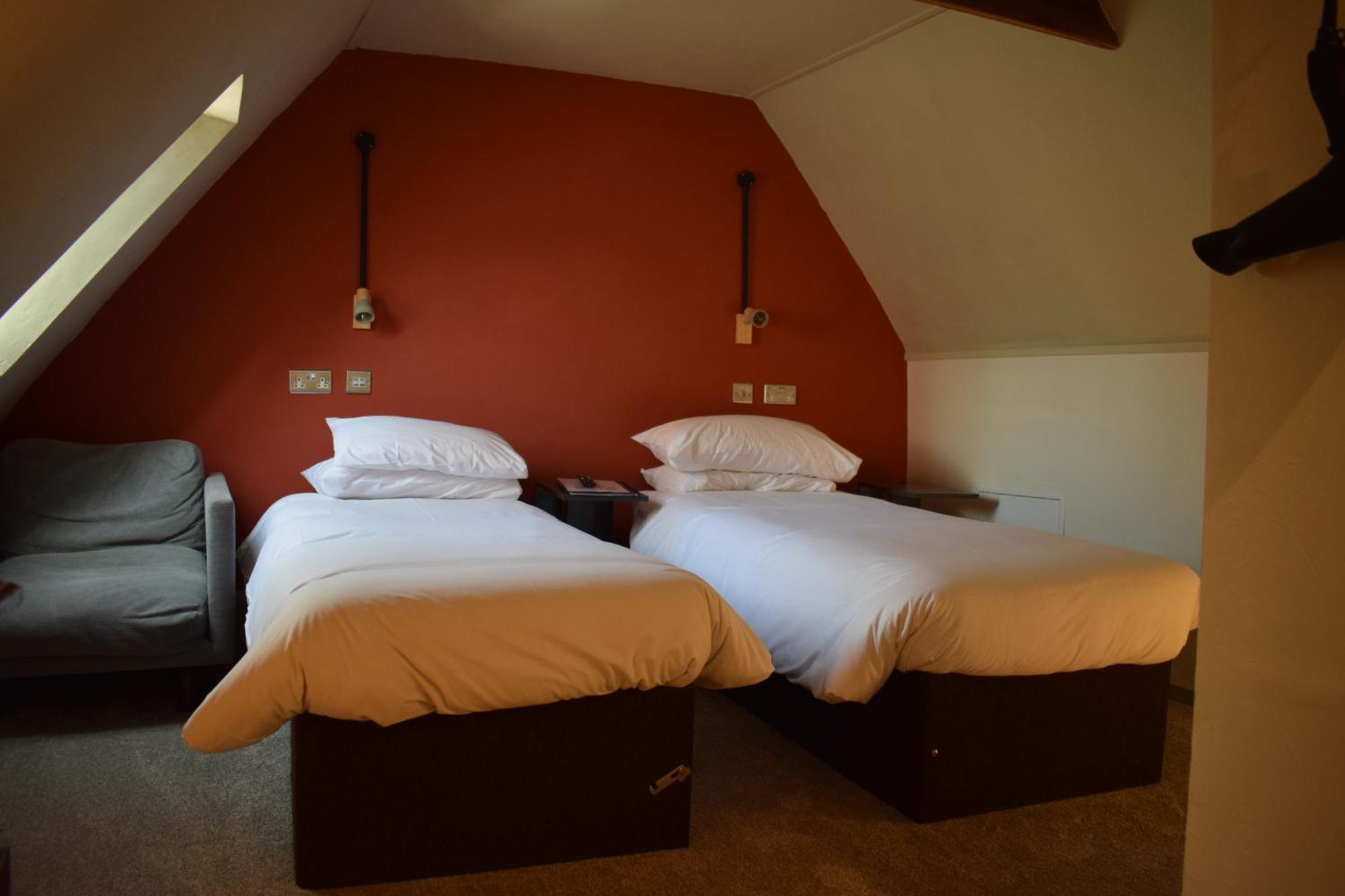 Alma Inn & Dining Rooms Harwich Bagian luar foto