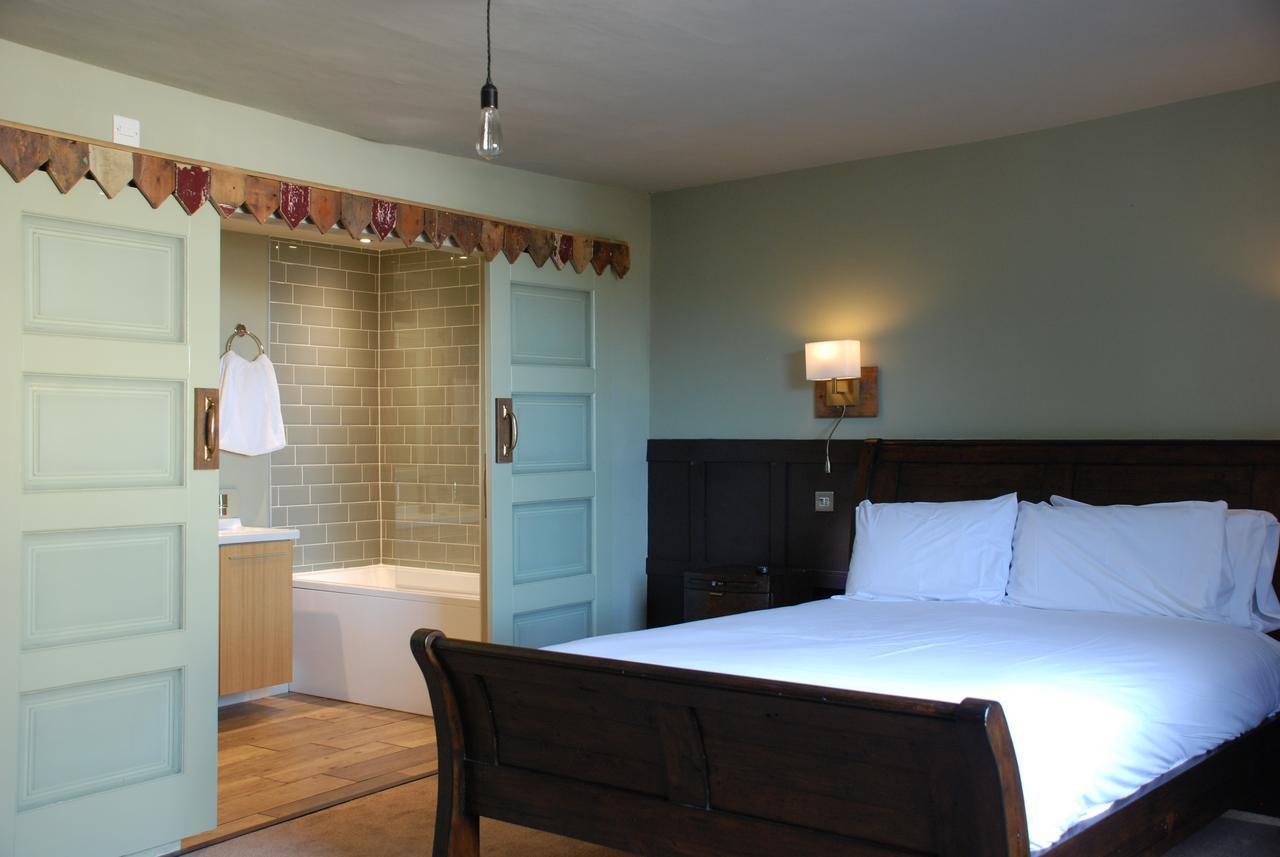 Alma Inn & Dining Rooms Harwich Bagian luar foto