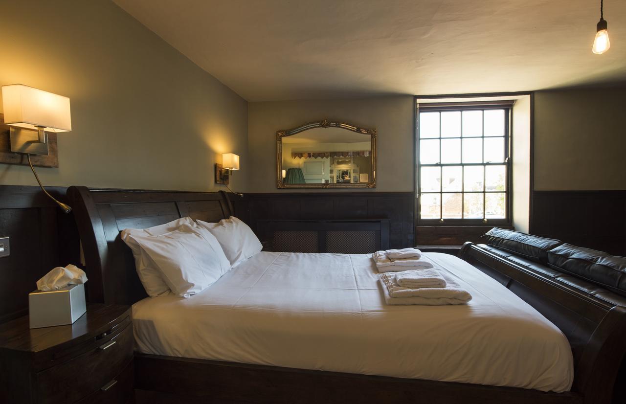 Alma Inn & Dining Rooms Harwich Bagian luar foto