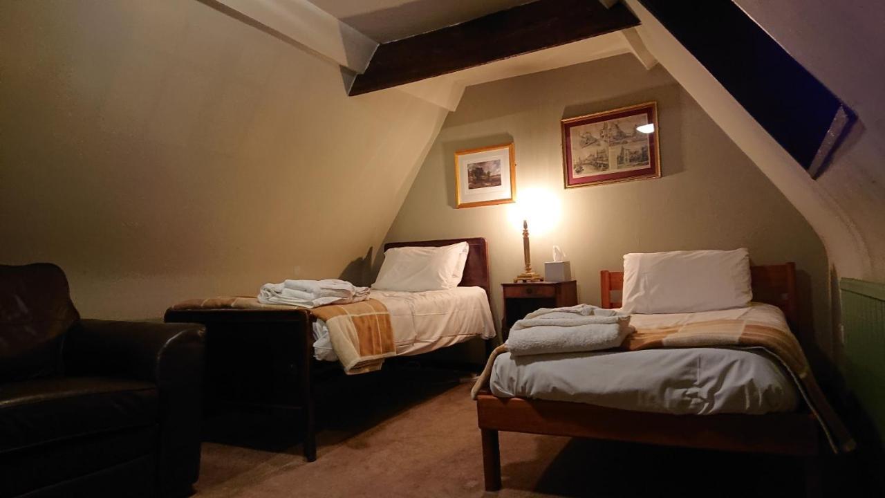 Alma Inn & Dining Rooms Harwich Bagian luar foto